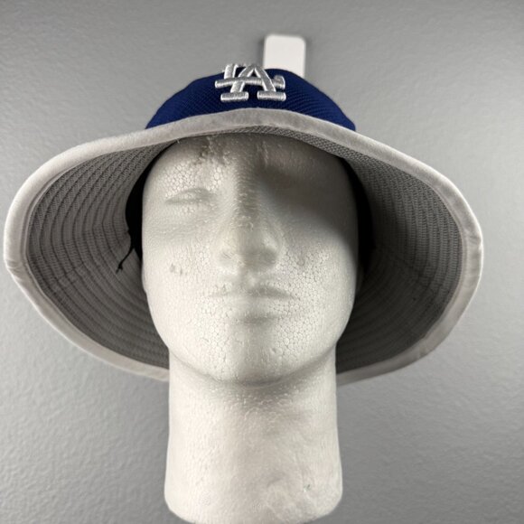 LA Dodgers Bucket Hat - Picture 3 of 8